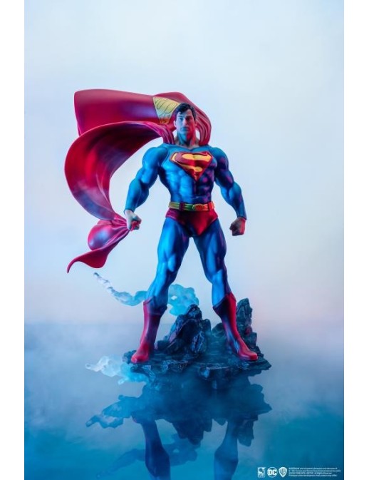Pure Arts DC Comics Superman Classic Version 1/8 Scale Statue