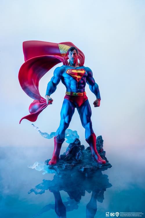 PURE ARTS DC COMICS SUPERMAN CLASSIC VERSION 1/8 SCALE STATUE