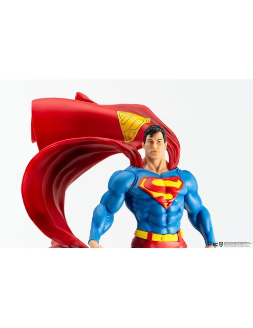 Pure Arts DC Comics Superman Classic Version 1/8 Scale Statue