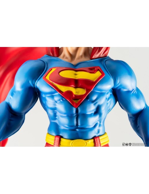 Pure Arts DC Comics Superman Classic Version 1/8 Scale Statue