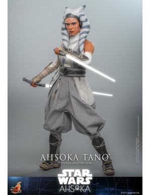 Hot Toys Movie Masterpiece Star Wars Ahsoka Tano 1/6 Scale Collectible Figure