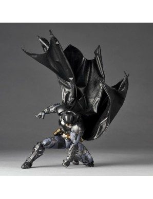 Kaiyodo Amazing Yamaguchi Revoltech No. 040 Batman Arkham Knight Batman