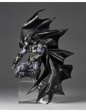 Kaiyodo Amazing Yamaguchi Revoltech No. 040 Batman Arkham Knight Batman