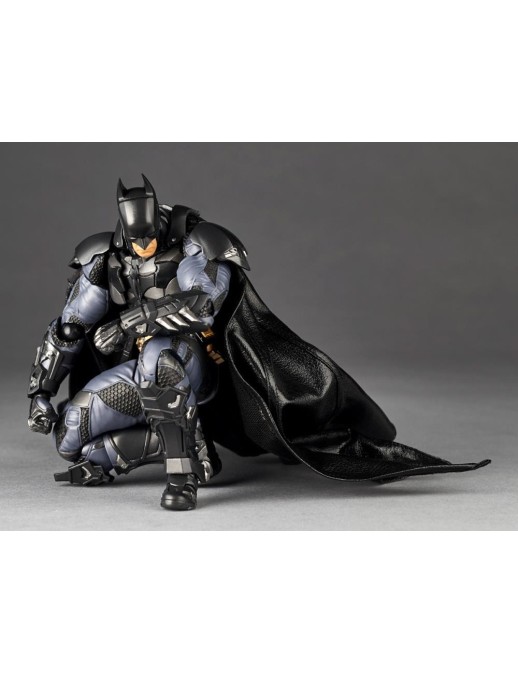 Kaiyodo Amazing Yamaguchi Revoltech No. 040 Batman Arkham Knight Batman