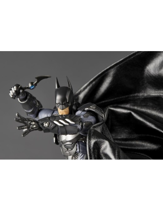 Kaiyodo Amazing Yamaguchi Revoltech No. 040 Batman Arkham Knight Batman