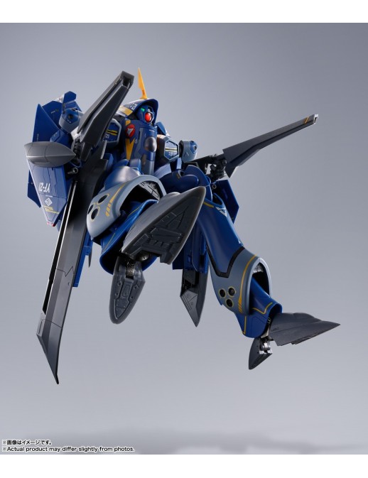 Bandai DX Chogokin Macross Plus YF-21 Gard Gore Bowman Custom