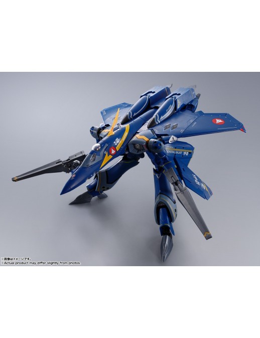 Bandai DX Chogokin Macross Plus YF-21 Gard Gore Bowman Custom