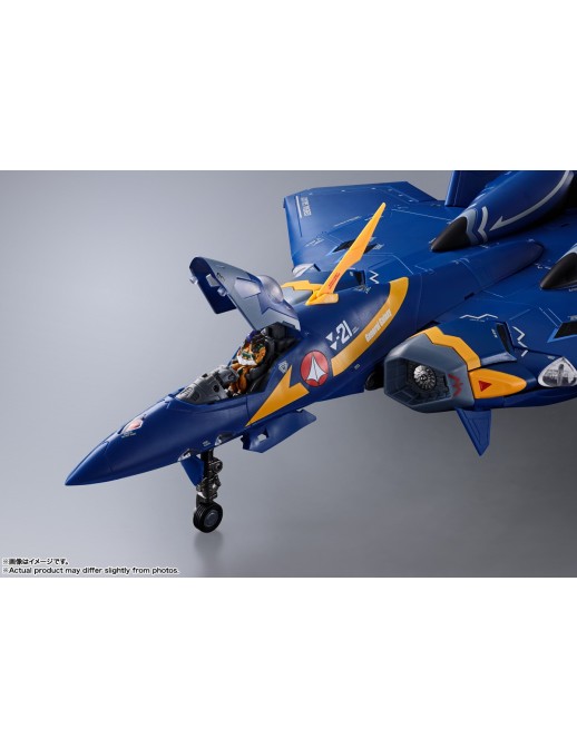 Bandai DX Chogokin Macross Plus YF-21 Gard Gore Bowman Custom