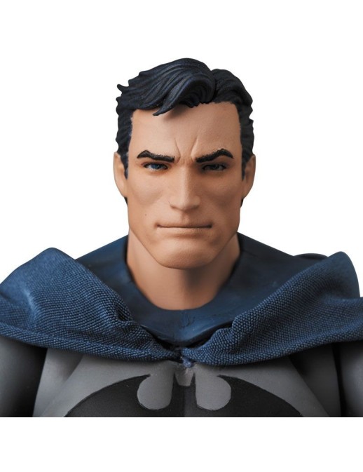 Medicom Toy MAFEX Batman Hush Batman