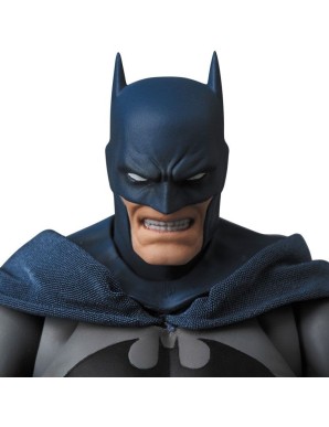 Medicom Toy MAFEX Batman Hush Batman