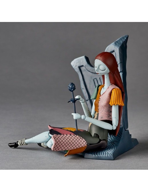 Kaiyodo Revoltech NR-040 The Nightmare Before Christmas Sally