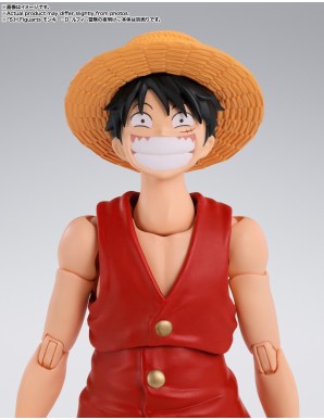 Bandai S.H. Figuarts One Piece Nami Romance Dawn