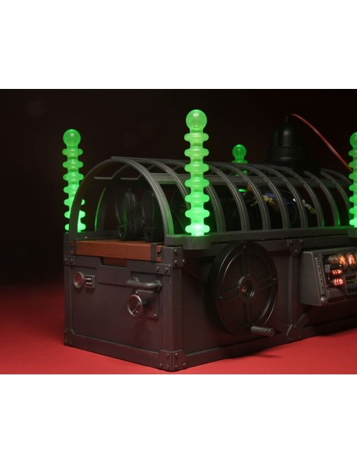 Neca Universal Monsters Monsterizer Diorama