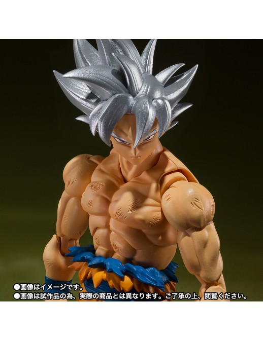 Bandai S.H. Figuarts Dragon Ball Super Son Goku Ultra Instinct