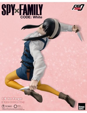 Threezero FigZero Spy X Family Code: White Yor Forger Winter Costume Version