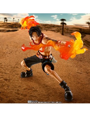 Bandai S.H. Figuarts One Piece Portgas D. Ace Fire Fist