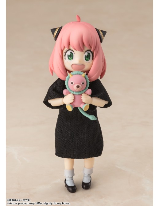 Bandai S.H. Figuarts Spy X Family Anya Forger Casual Attire