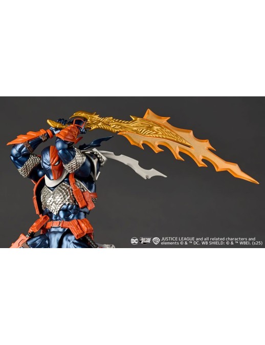 Kaiyodo Amazing Yamaguchi Revoltech No. 050 Deathstroke 1.5 Version