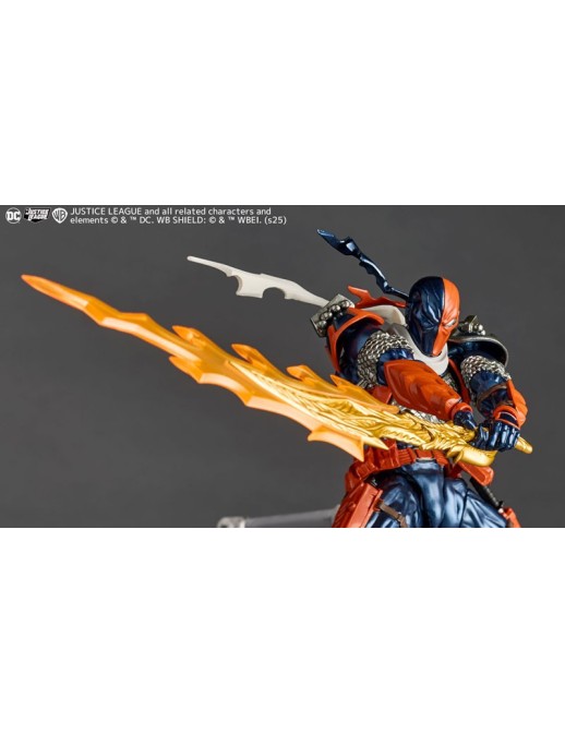 Kaiyodo Amazing Yamaguchi Revoltech No. 050 Deathstroke 1.5 Version
