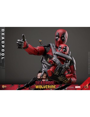 Hot Toys Movie Masterpiece Deadpool & Wolverine Deadpool 1/6 Scale Collectible Figure