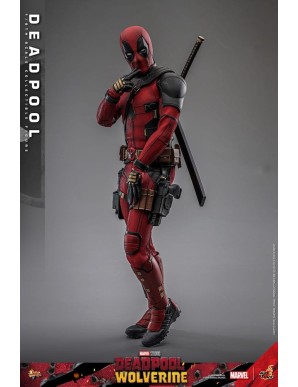 Hot Toys Movie Masterpiece Deadpool & Wolverine Deadpool 1/6 Scale Collectible Figure