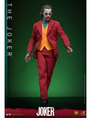Hot Toys Joker 1/6 Scale Collectible Figure