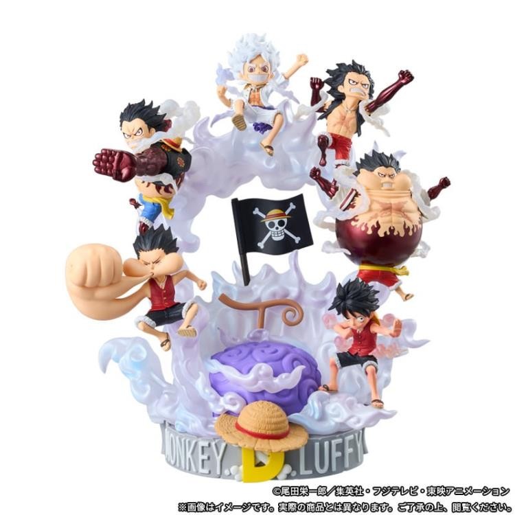 BANDAI PREMIUM ONE PIECE WORLD COLLECTABLE FIGURE PREMIUM MONKEY D. LUFFY SPECIAL FIGURE