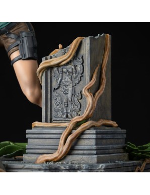 Dark Horse Tomb Raider Lara Croft