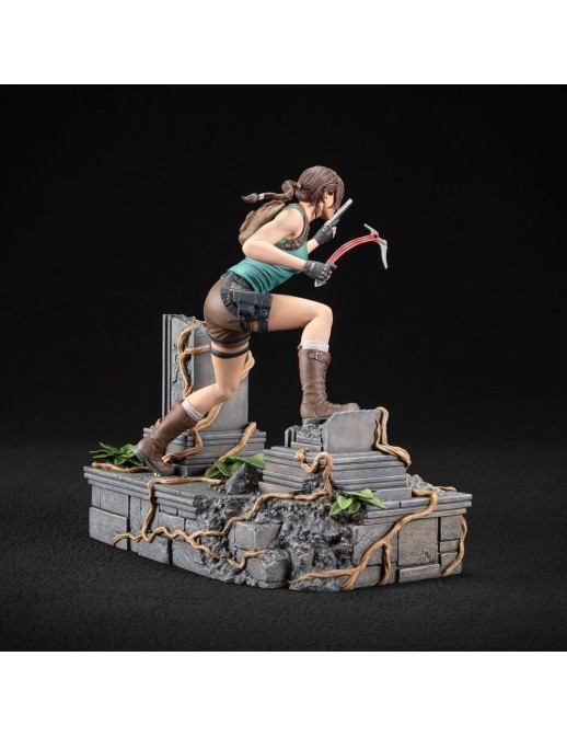 Dark Horse Tomb Raider Lara Croft