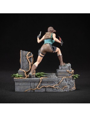 Dark Horse Tomb Raider Lara Croft
