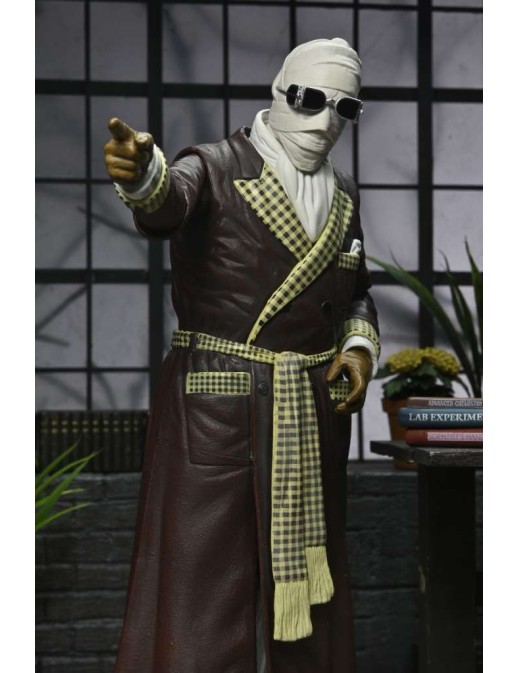 Neca Universal Monsters Ultimate Invisible Man Kemp House Color Version