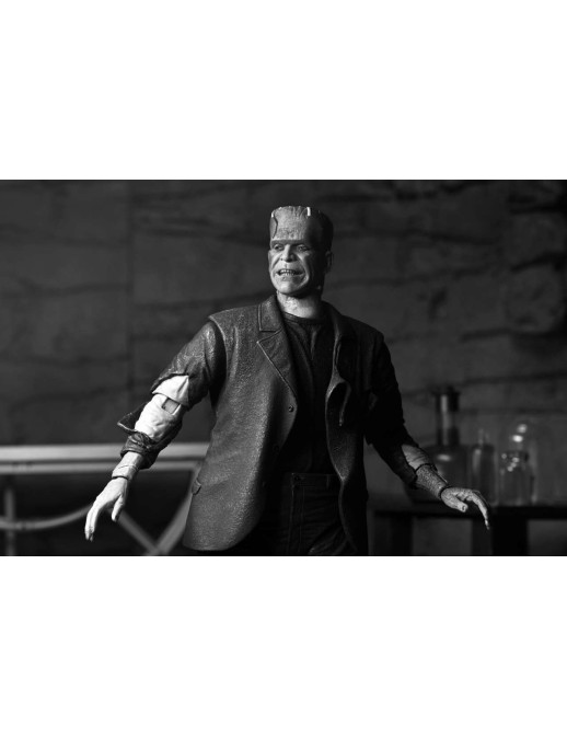Neca Universal Monsters Ultimate Bride of Frankenstein Frankenstein's Monster Black & White Version