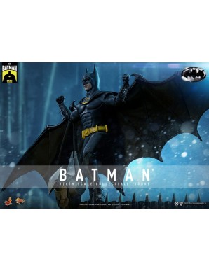 Hot Toys Movie Masterpiece Batman Returns 1/6 Scale Collectible Figure
