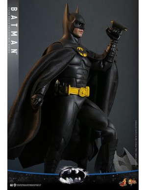 Hot Toys Movie Masterpiece Batman Returns 1/6 Scale Collectible Figure