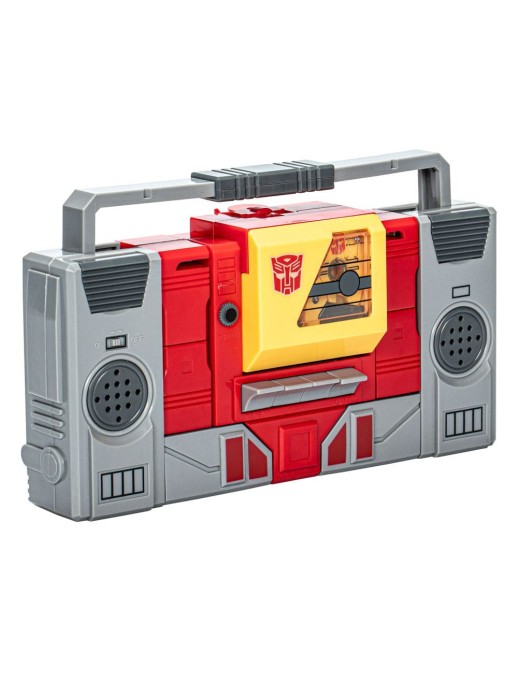 Hasbro Transformers Generations Retro Autobot Blaster & Steeljaw