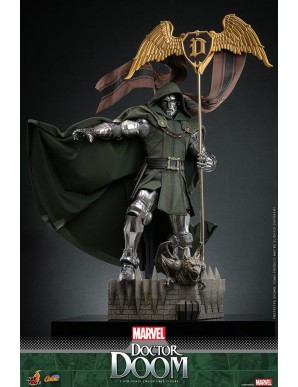Hot Toys Marvel Comics Doctor Doom 1/6 Scale Collectible Figure