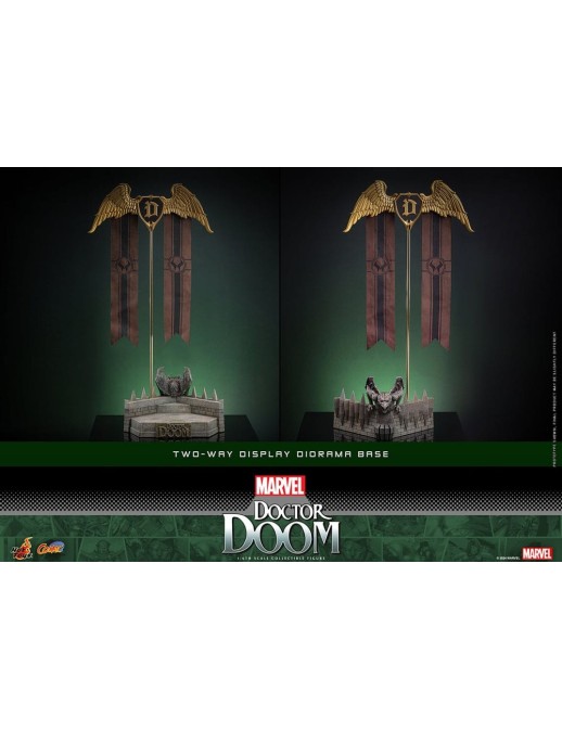 Hot Toys Marvel Comics Doctor Doom 1/6 Scale Collectible Figure