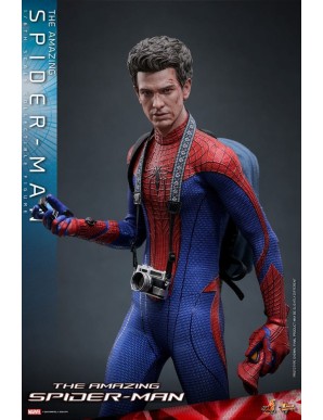 Hot Toys Movie Masterpiece The Amazing Spider-Man 1/6 Scale Collectible Figure