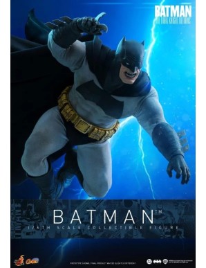 Hot Toys DC Comics Masterpiece Batman The Dark Knight Returns 1/6 Scale Collectible Figure