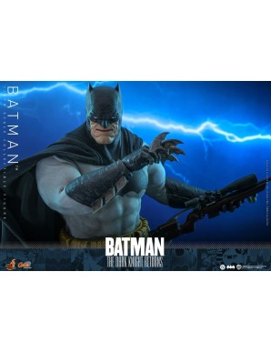 Hot Toys DC Comics Masterpiece Batman The Dark Knight Returns 1/6 Scale Collectible Figure