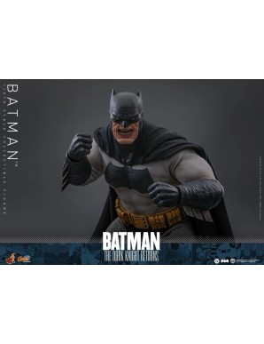 Hot Toys DC Comics Masterpiece Batman The Dark Knight Returns 1/6 Scale Collectible Figure