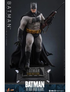 Hot Toys DC Comics Masterpiece Batman The Dark Knight Returns 1/6 Scale Collectible Figure