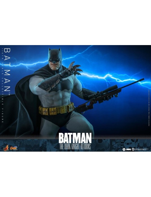 Hot Toys DC Comics Masterpiece Batman The Dark Knight Returns 1/6 Scale Collectible Figure