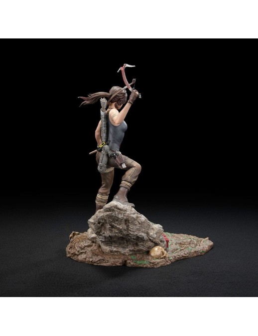 Dark Horse Tomb Raider Lara Croft Survivor Era