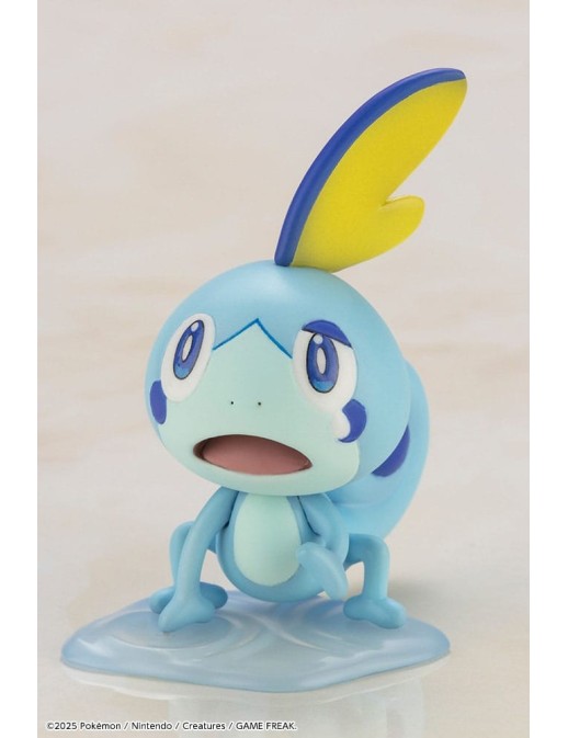 Kotobukiya ARTFX J Pokemon Series Gloria with Sobble
