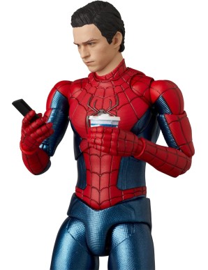 Medicom Toy MAFEX Spider-Man No Way Home Spider-Man New Red & Blue Suit