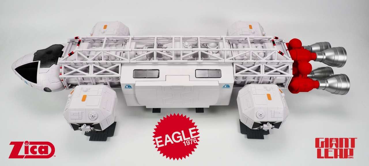 ZICA GIANT LEAP TOYS SPACE 1999 EAGLE 1976 RETRO EDITION
