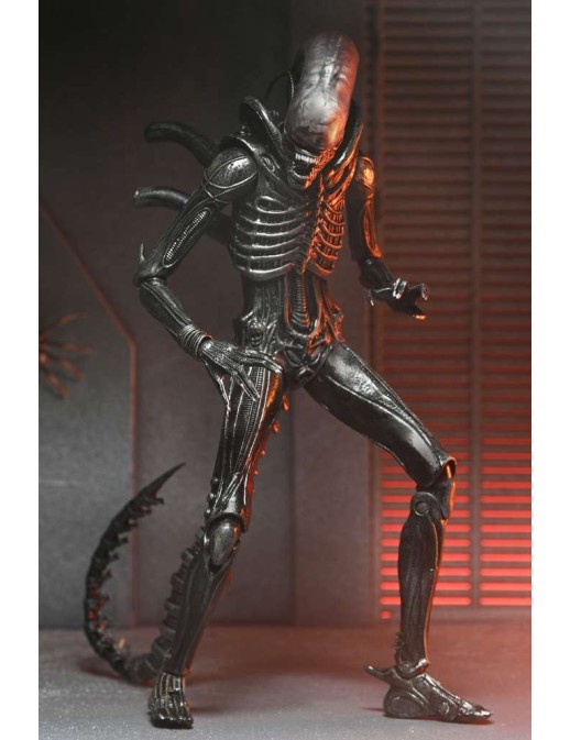 Neca Alien Romulus Scorched Alien Xenomorph XX121
