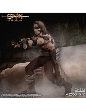 Mezco Toys The One 12 Collective Conan the Barbarian Conan War Paint Edition
