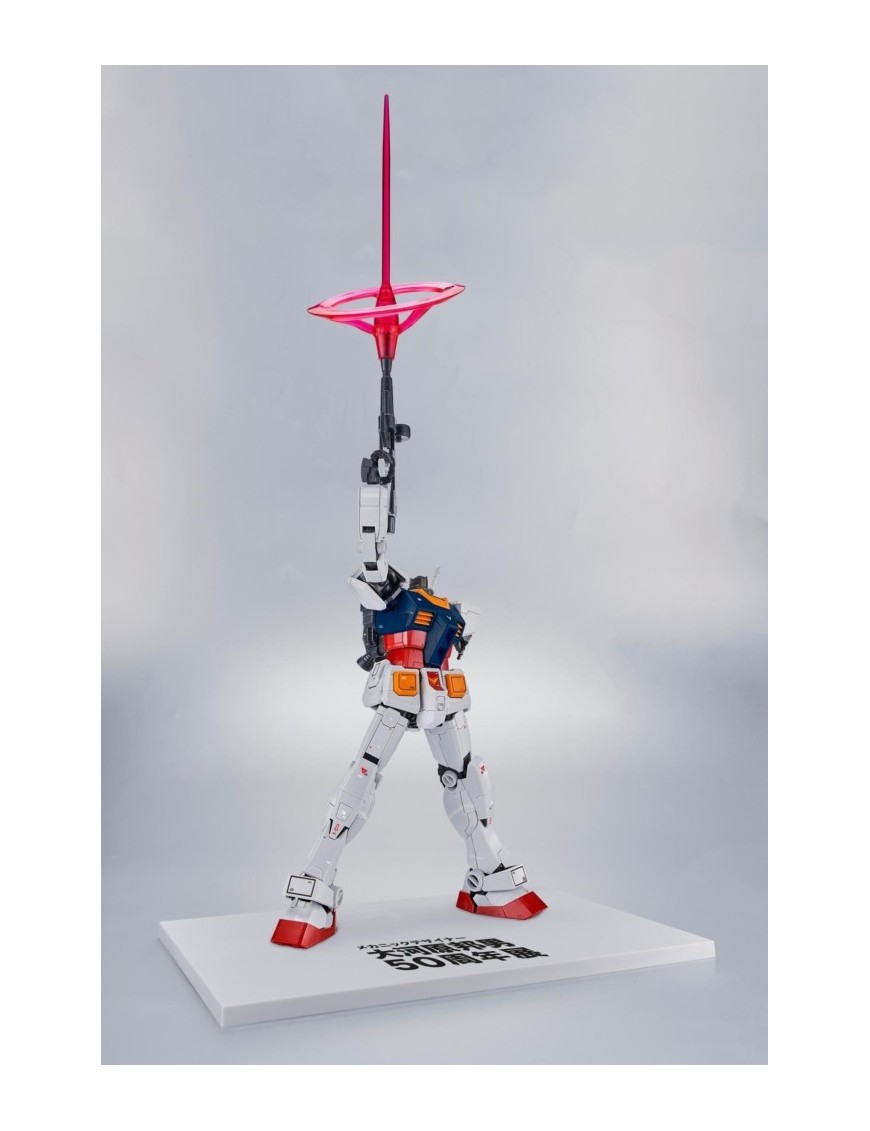 P-Bandai Real Grade RG 1/144 Mobile Suit Gundam RX-78-2 Gundam Okawara Kunio Exhibition Version P-Bandai Real Grade RG 1/144 Mobile Suit Gundam RX-78-2 Gundam Okawara Kunio Exhibition Version